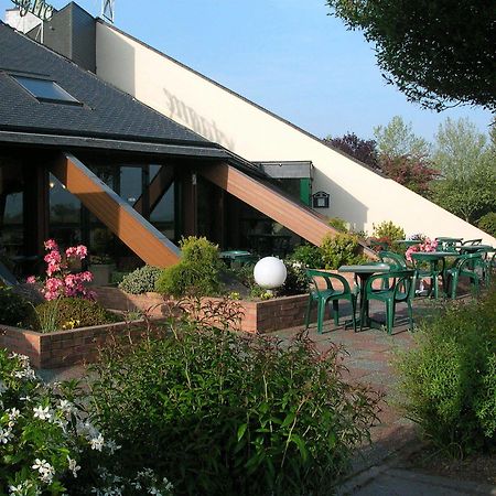 Hotel Le Bretagne Louvigné-de-Bais Exterior foto